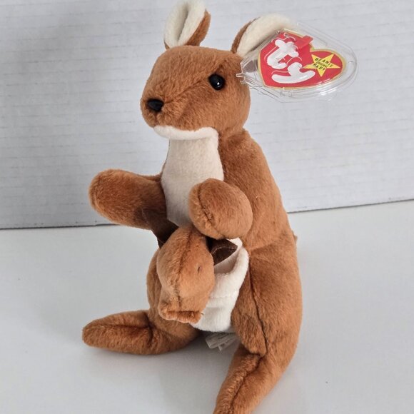 3/$25 TY Beanie Baby - POUCH the Kangaroo - Picture 1 of 2